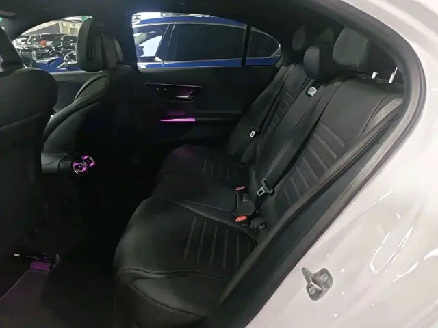 Mercedes-Benz C-Class — Фото автомобиля 16