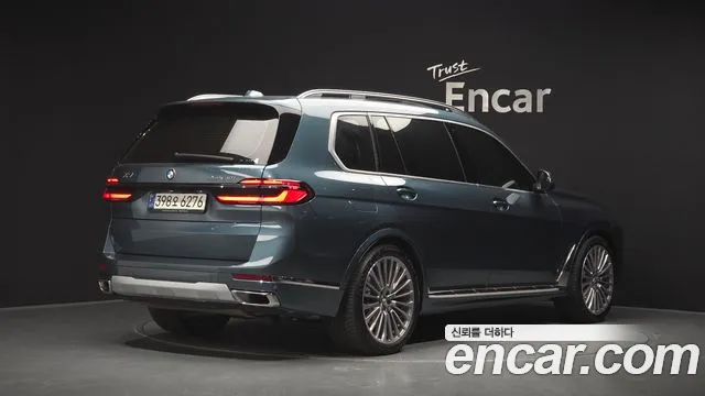 Фотография автомобиля — BMW X7 G07