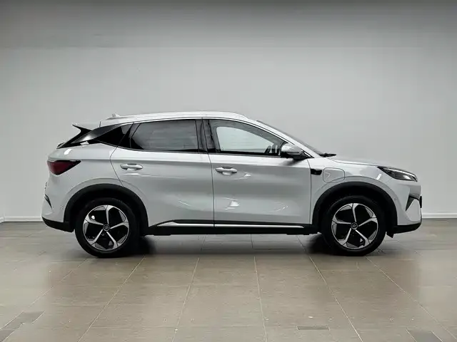 BYD Yuan PLUS — Фото автомобиля 8