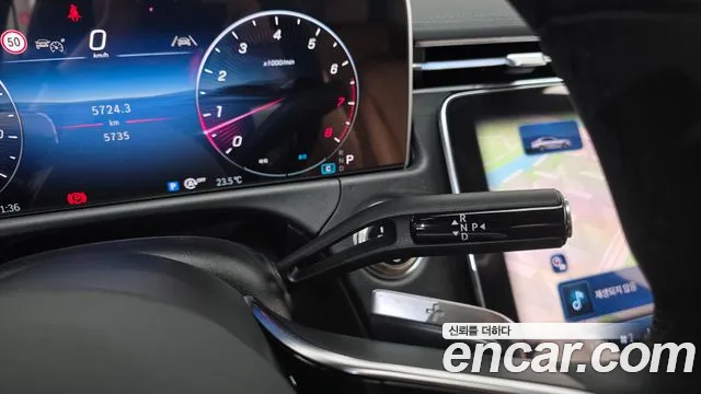 Mercedes-Benz E-Class — Фото автомобиля 9