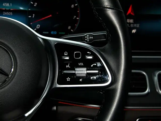 Mercedes-Benz GLE-Class — Фото автомобиля 26