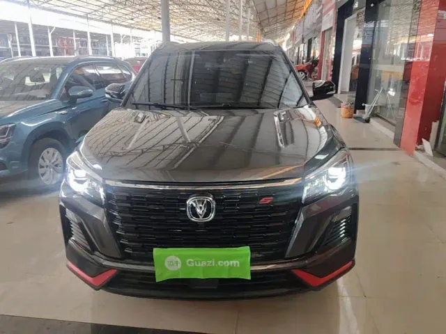 Changan CS75 — Фото автомобиля 2
