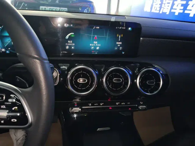 Mercedes-Benz A-Class — Фото автомобиля 12