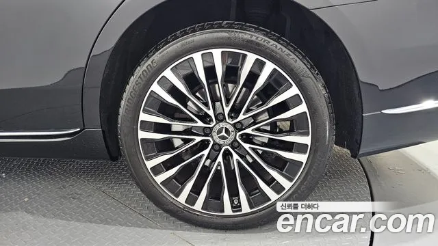 Mercedes-Benz S-Class — Фото автомобиля 20