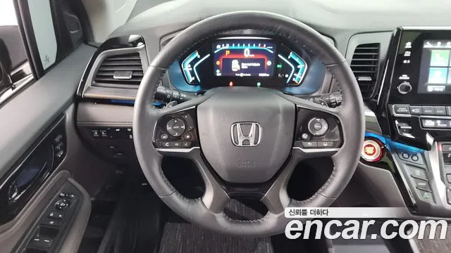 Honda Odyssey — Фото автомобиля 13