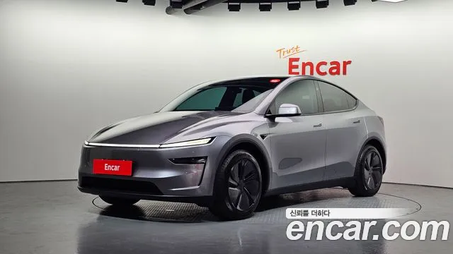 Фотография автомобиля — Tesla Model Y