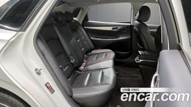Hyundai Grandeur Новый Grandeur IG — Фото автомобиля 11