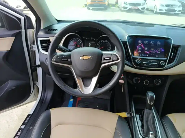 Chevrolet Monza — Фото автомобиля 10