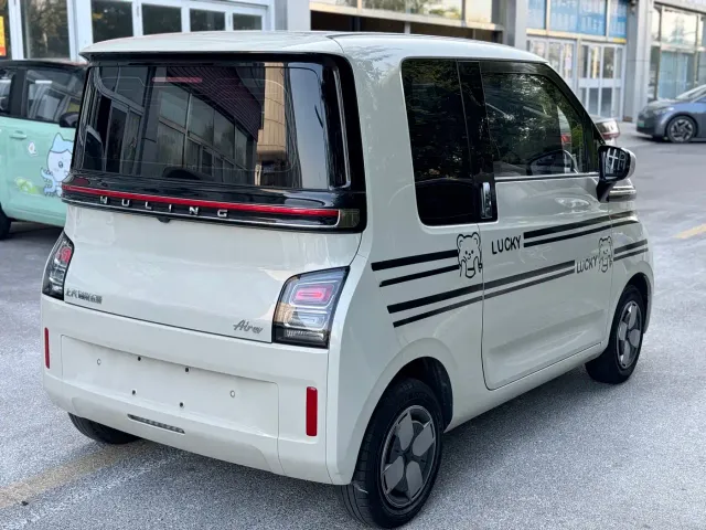 Wuling Air EV — Фото автомобиля 10