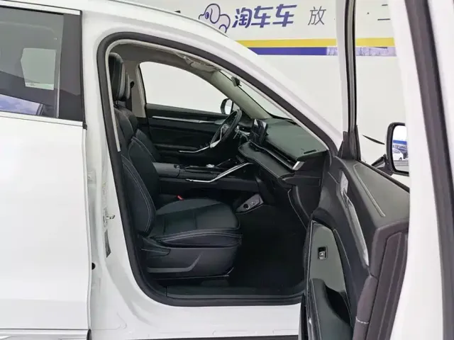 Haval H6 — Фото автомобиля 8