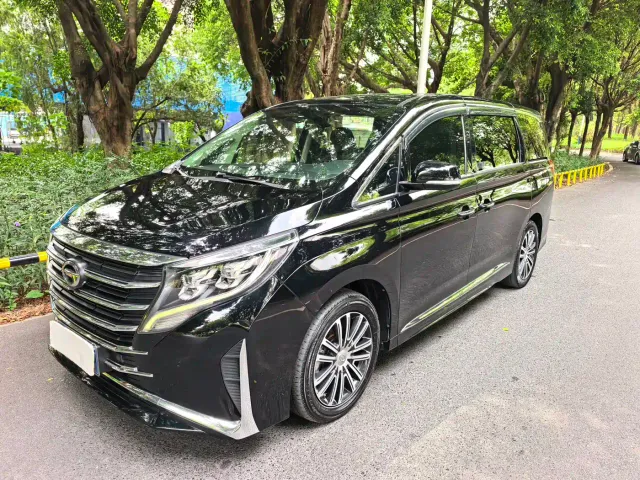 Фотография автомобиля — GAC Trumpchi M8