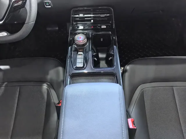 Wuling Starlight — Фото автомобиля 14