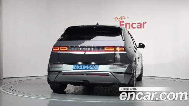 Hyundai Ioniq 5 — Фото автомобиля 4
