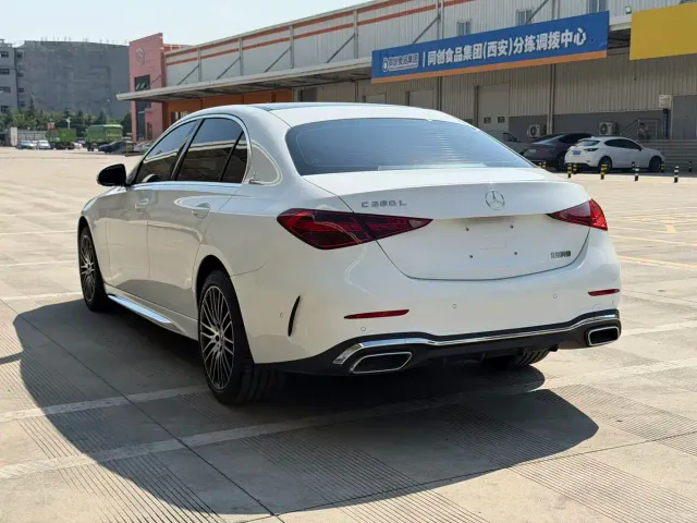 Mercedes-Benz C-Class — Фото автомобиля 15