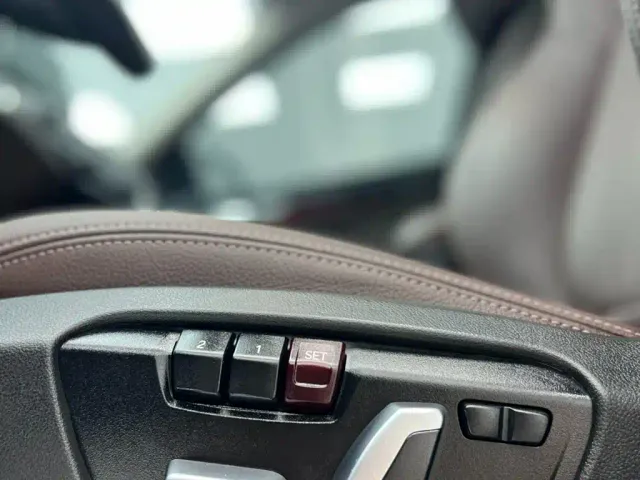 BMW X1 — Фото автомобиля 13