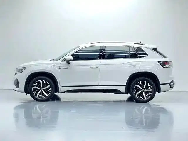 Volkswagen Tayron GTE Plug-in Hybrid — Фото автомобиля 7