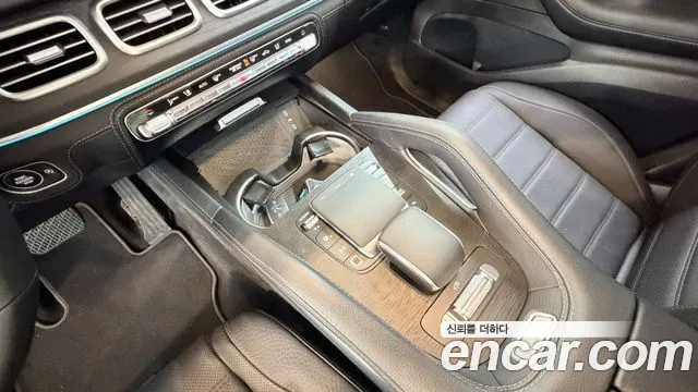 Mercedes-Benz GLE-Class — Фото автомобиля 17