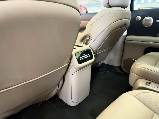 IM Motors LS8 — Фото автомобиля 9