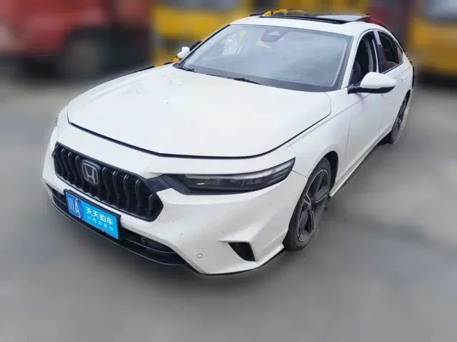 Фотография автомобиля — Honda Inspire