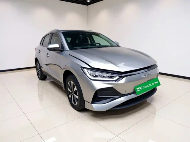 BYD e2 — Фото автомобиля 3