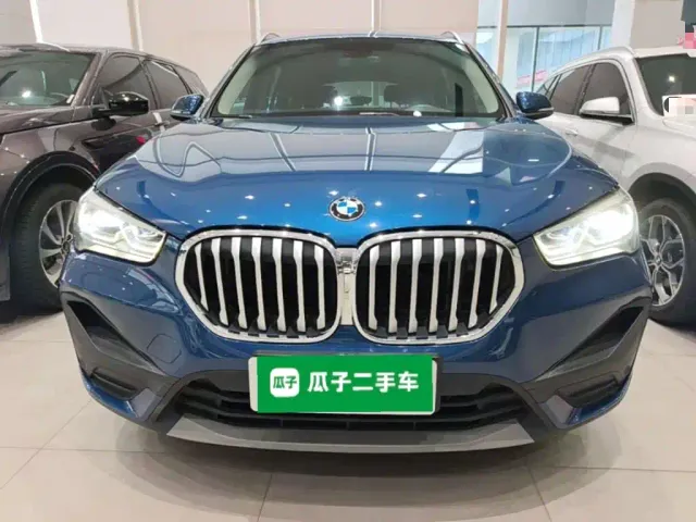 BMW X1 — Фото автомобиля 2