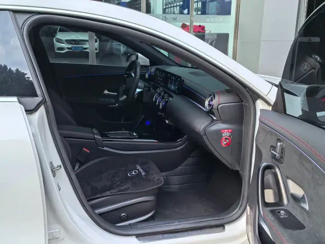 Mercedes-Benz CLA-Class — Фото автомобиля 9