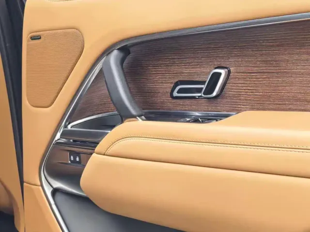 Land Rover Range Rover — Фото автомобиля 14