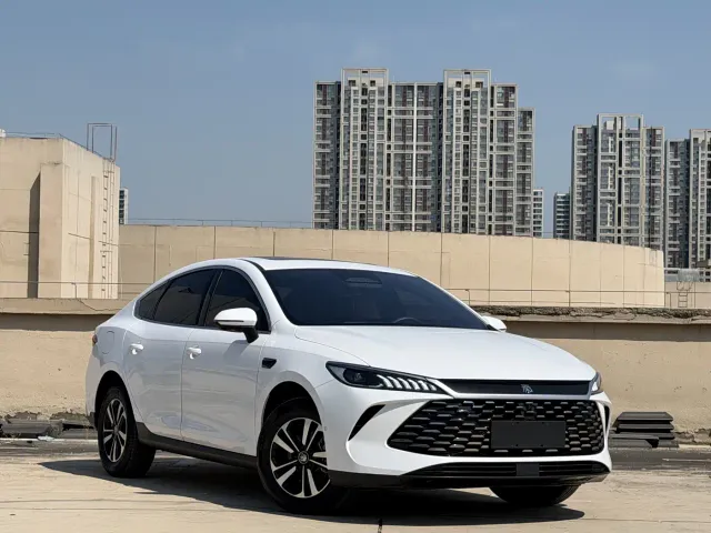 BYD Qin PLUS — Фото автомобиля 3