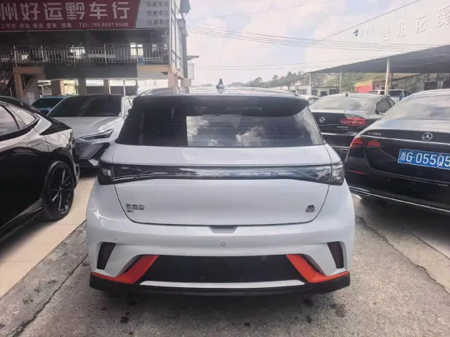 BYD Dolphin — Фото автомобиля 6