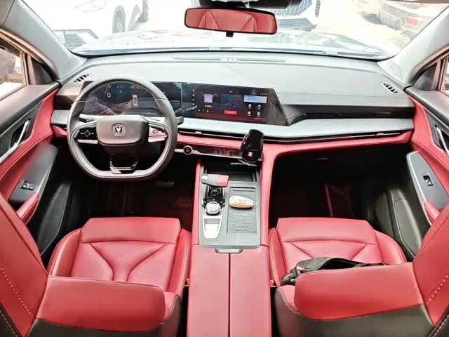 Changan CS75 Plus — Фото автомобиля 9
