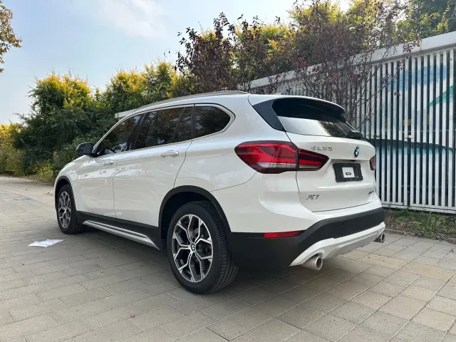 BMW X1 — Фото автомобиля 8
