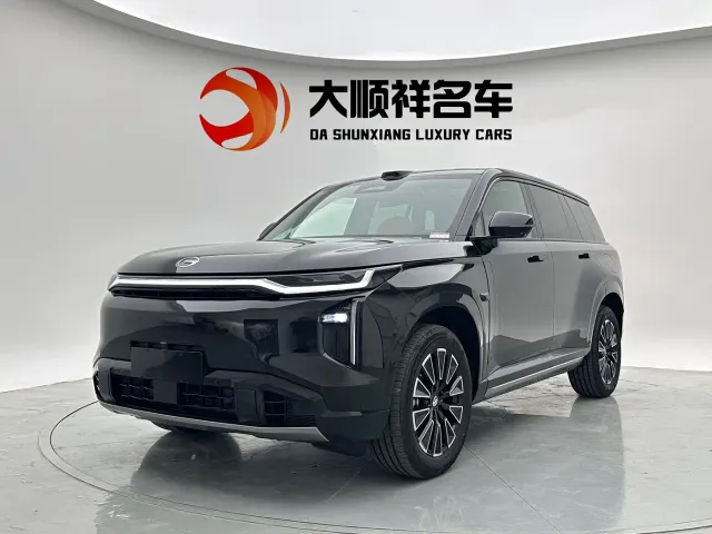 Фотография автомобиля — GAC Trumpchi Xiangwang S7