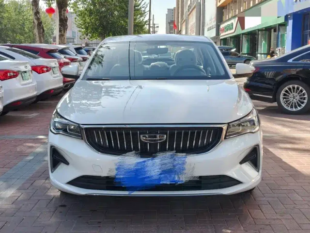 Geely Emgrand — Фото автомобиля 2
