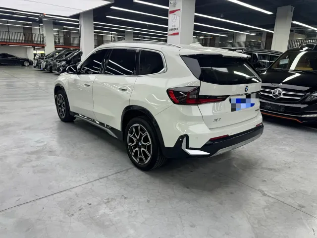 BMW X1 — Фото автомобиля 13