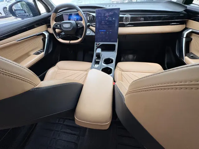 Geely Boyue L — Фото автомобиля 10
