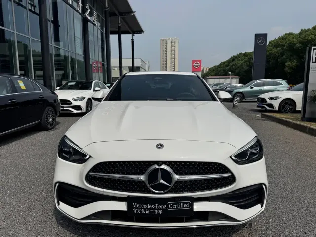 Mercedes-Benz C-Class — Фото автомобиля 2