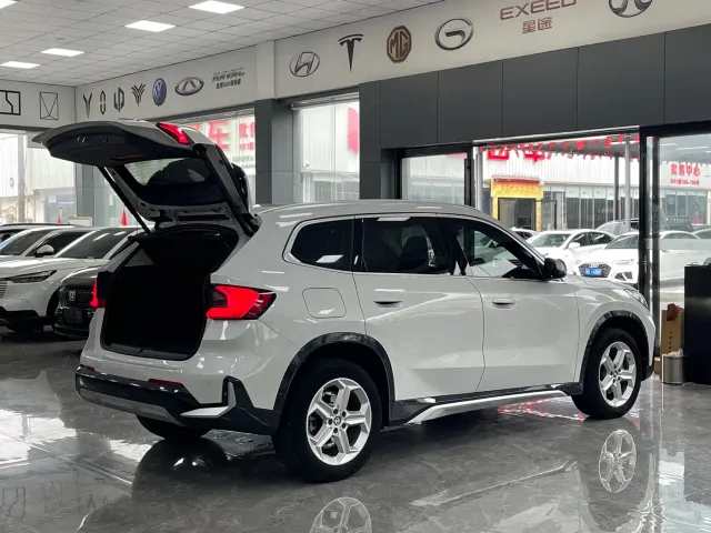 BMW X1 — Фото автомобиля 16
