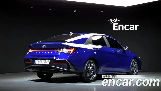 Hyundai Avante CN7 — Фото автомобиля 2