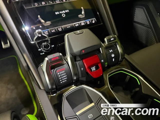 Lamborghini Urus — Фото автомобиля 18