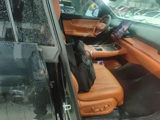 Changan Qiyuan Q07 — Фото автомобиля 24