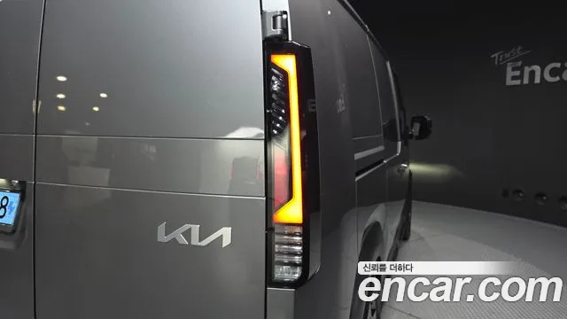 Kia PV5 — Фото автомобиля 8