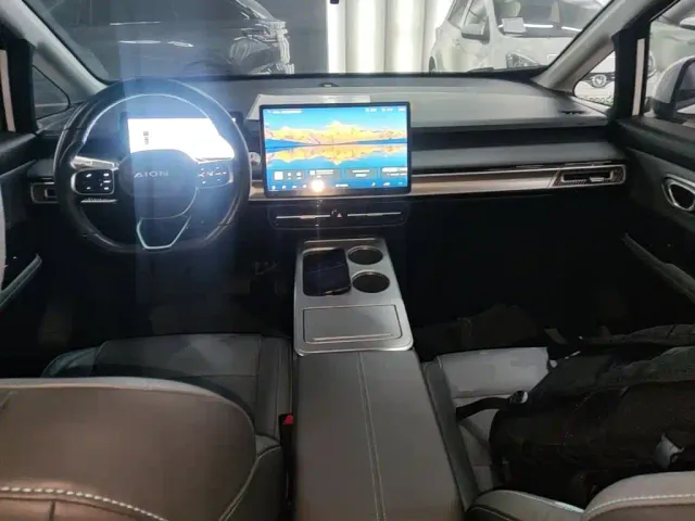 GAC Aion Y — Фото автомобиля 9