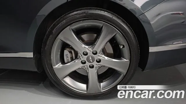 Genesis G80 Бензин 3.5 турбо AWD — Фото автомобиля 20