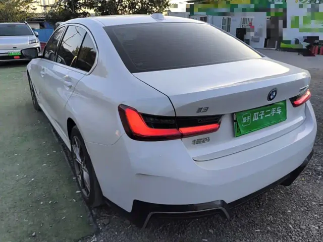BMW i3 — Фото автомобиля 4