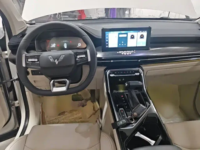 Wuling Asta — Фото автомобиля 9