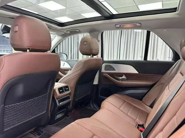 Mercedes-Benz GLE-Class — Фото автомобиля 7