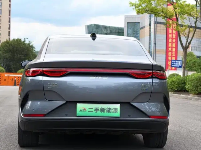 BYD Qin L — Фото автомобиля 5