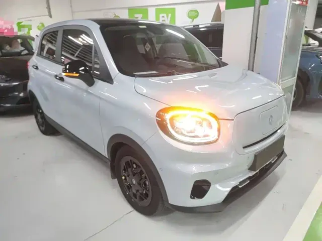 Leapmotor T03 — Фото автомобиля 3