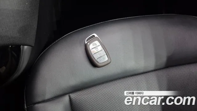 Hyundai Casper Casper Inspiration — Фото автомобиля 14