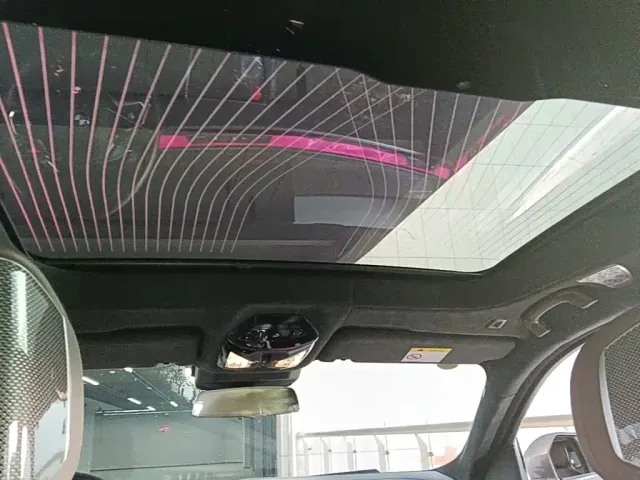 BMW i7 — Фото автомобиля 17